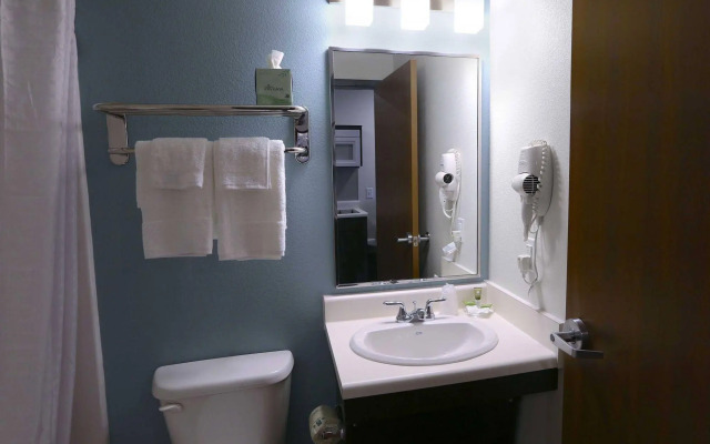 WoodSpring Suites Las Colinas - Northwest Dallas
