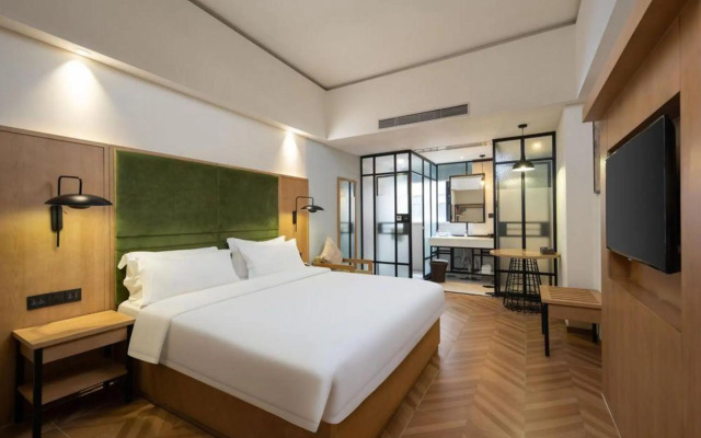 Shenzhen Flight One Hotel