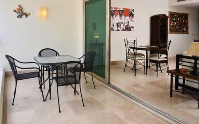 Via 38 Condominium by ChezPlaya