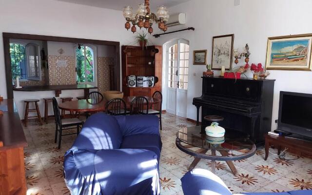 Villa Secchi bifamiliare sul mare