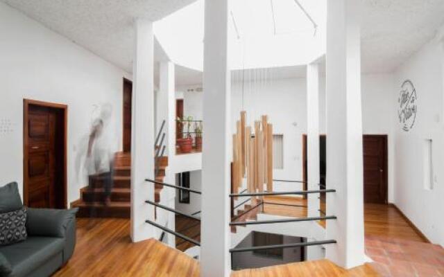Alternative Hostels