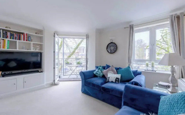 Unique Waterfront 2BD Flat - Rotherhithe