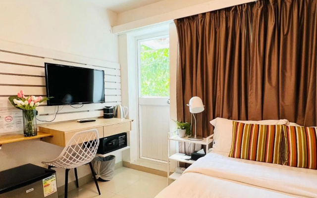 Bayshore Inn – Guest Rooms – Islands District
