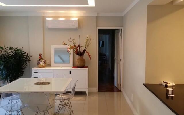 Etours - Luminoso 3 Quartos Copacabana Souza Lima