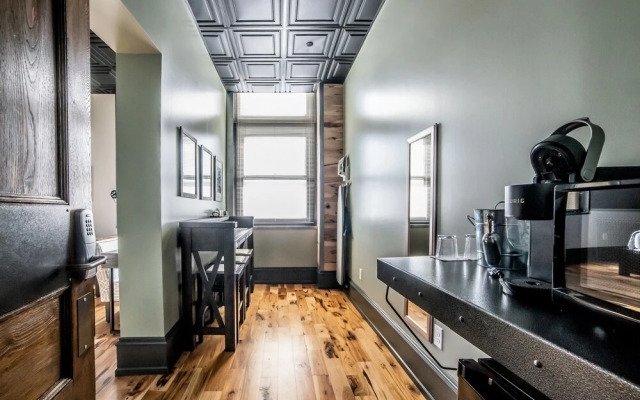 City Hall Grand Hotel