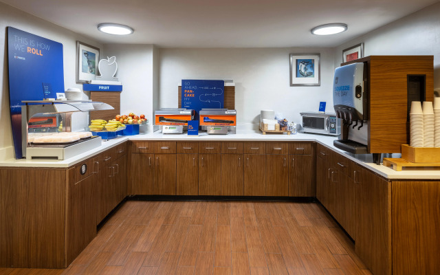 Holiday Inn Express New York City Times Square by IHG