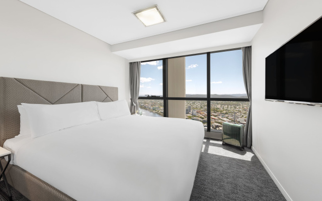 Meriton Suites Herschel Street, Brisbane