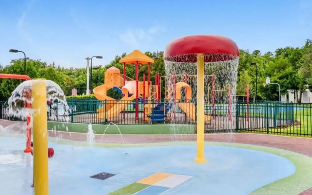 Enchanted At 7 Dwarfs Lane