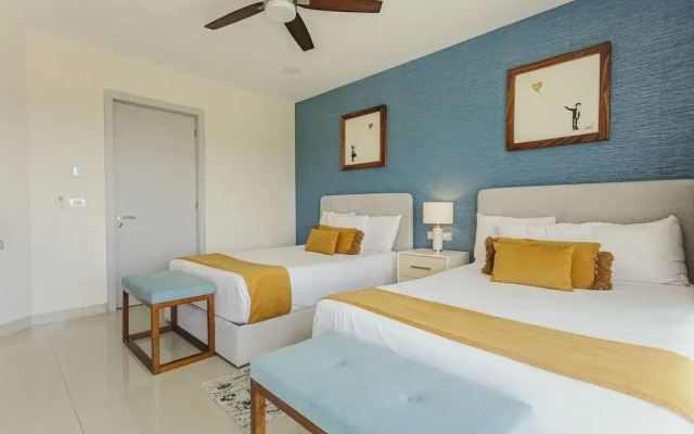 Casa Lanai 4 Bedroom Condo by RedAwning