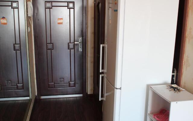 Dalian Baofayueju Apartment
