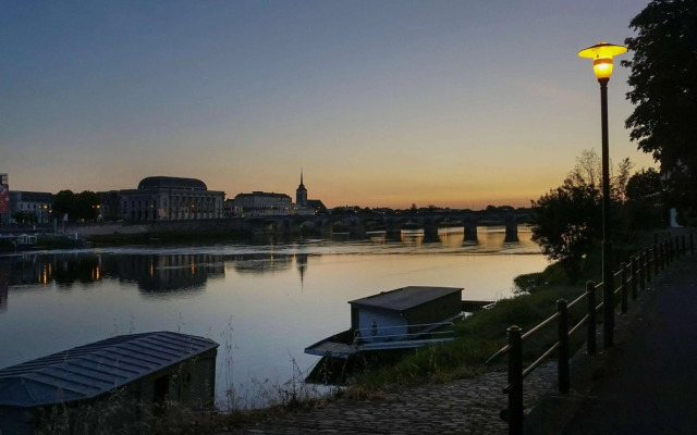 Mercure Bords De Loire Saumur
