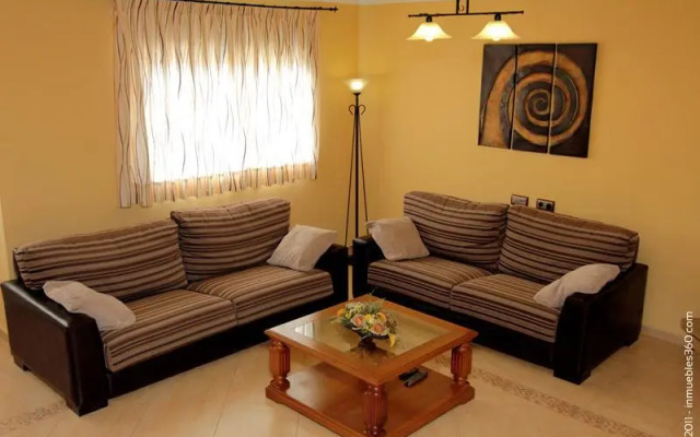 Casa Rural "Burguillos"