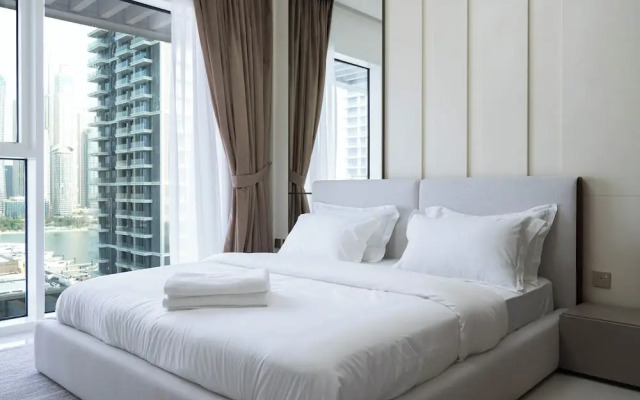 KeyRock - Palm View Apt with Pool