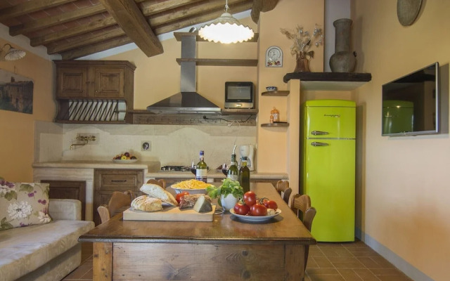 Under the Chianti Sun