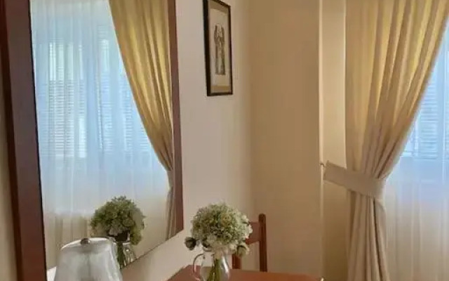 Lovely & quiet 1-bedroom condo with free parking