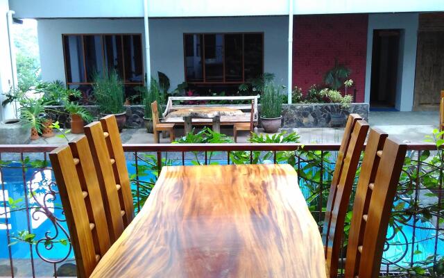 OYO 171 Lotus Art Garden Hotel