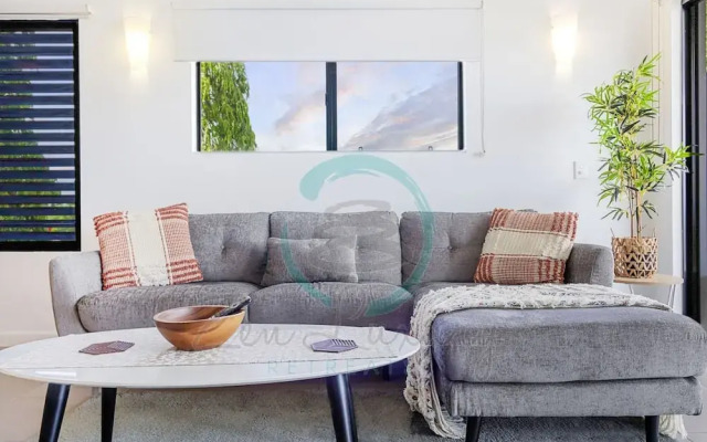 Zen Nomad Balcony Outdoor Dining Markets