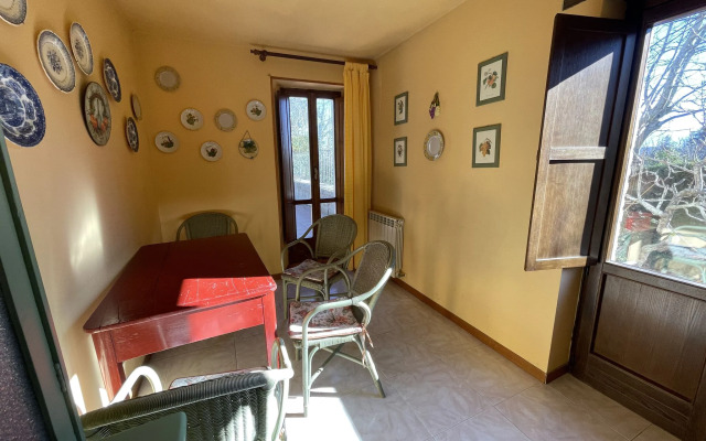 A holiday home with swimming pool in a national park