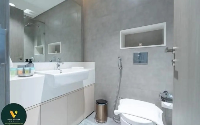 Vogue Lagoon District One Residence