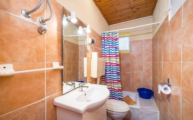 Ivica Studio Apartment