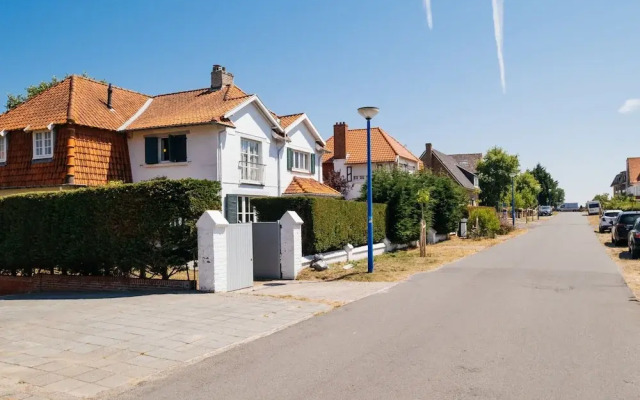 Villa in Koksijde Near the Beach