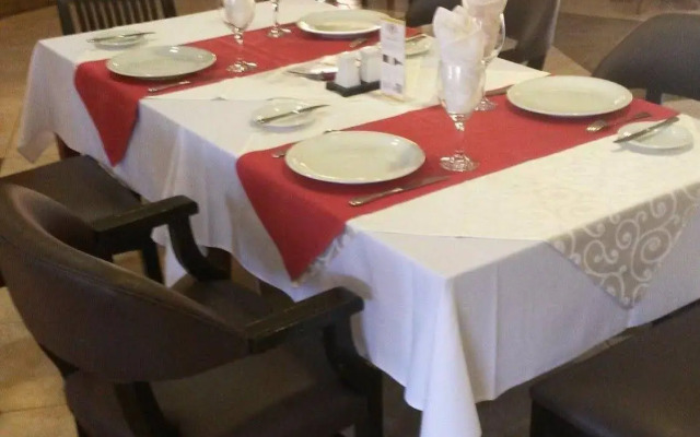 Le Moustier Suites