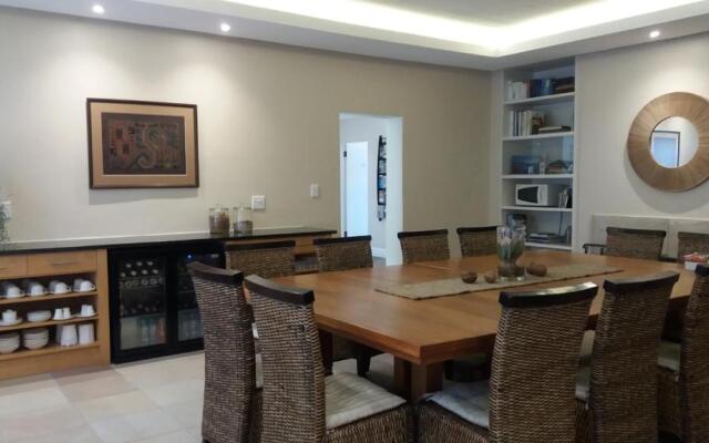 La Roche Guest House