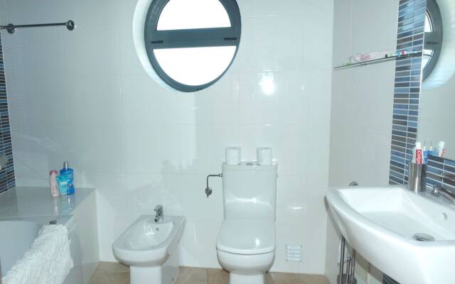 B08 - Central 2  bed with Spa And Pool by DreamAlgarve