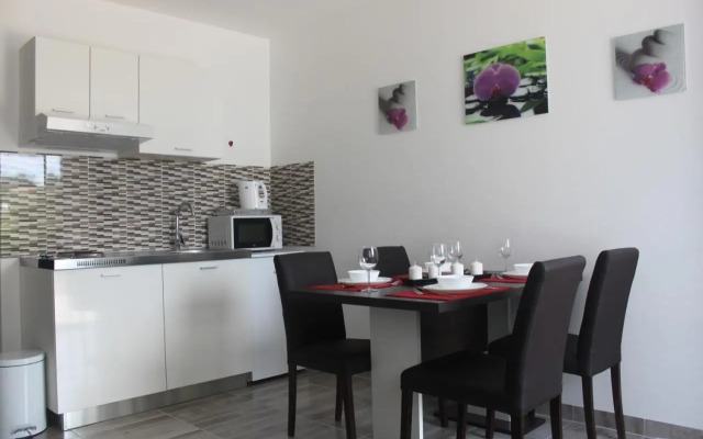 Apartments Antiša