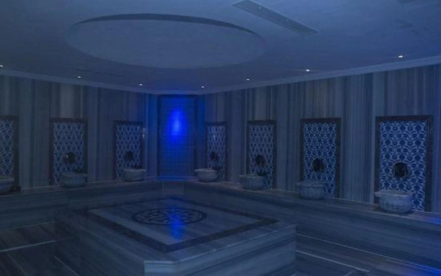 Winter City Hotel