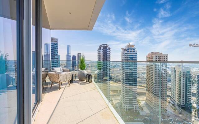 Brand New Stylish 2br + M Amazing Marina Views