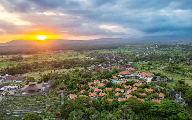 Taman Surgawi Resort & Spa