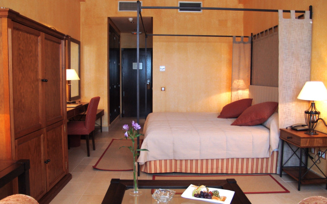 Intelier Airén Hotel by Intelier Hotels & Suites