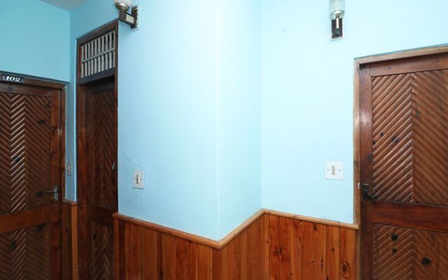 Oyo 13710 Home Cozy 2Bhk Aleo Manali