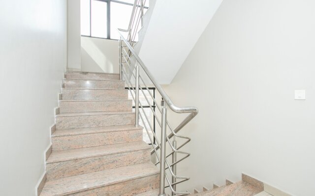 OYO 13021 Park Palace