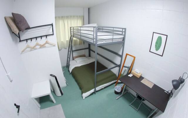 Travelers' house ROOTs - Hostel