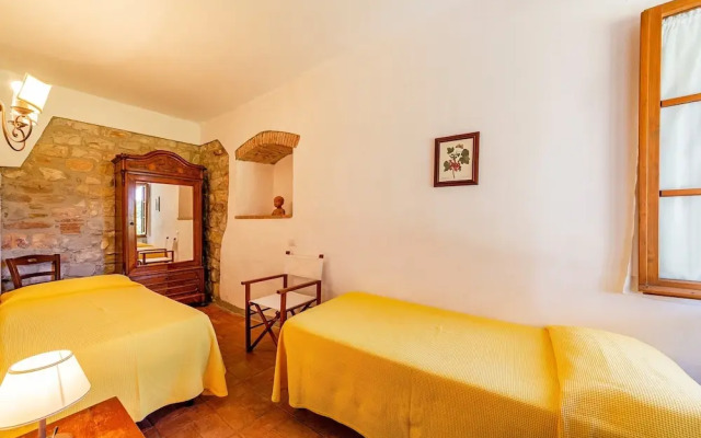 Montignano Trilo With Shared Pool