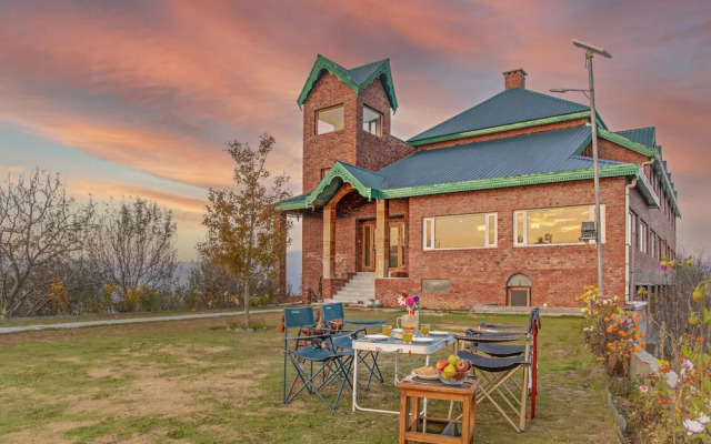 Echor Bhramara Estate Kharapathar Shimla