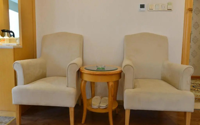 Vienna International Hotel (Huizhou Daya Bay Coastal Park Branch)