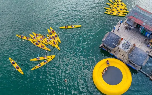 Verdure Lotus Classic Cruise on Lan Ha Bay