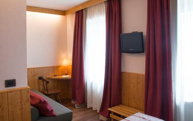 Albergo Ristorante Bucaneve