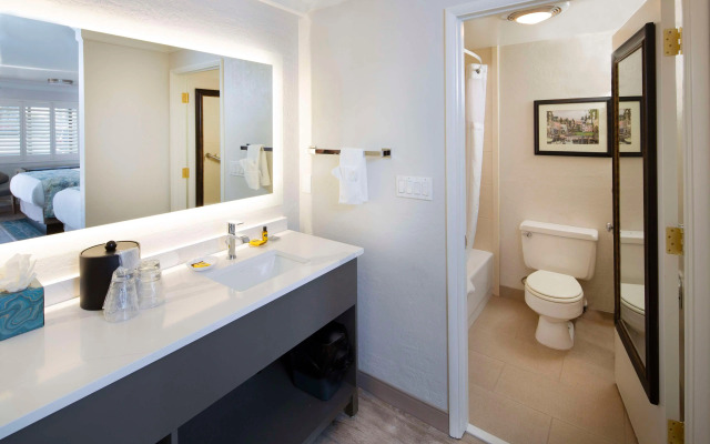 Best Western Plus Humboldt Bay Inn