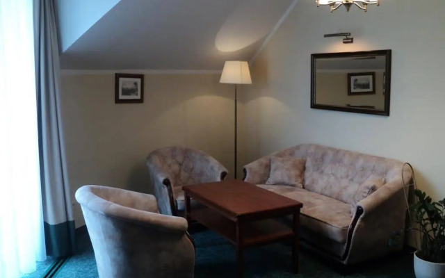 Hotel Gniecki