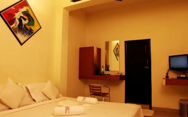 Aakash Hotel