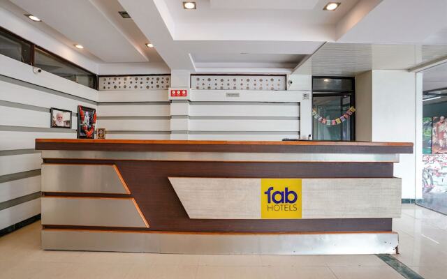 Fabhotel Kingdom Sai