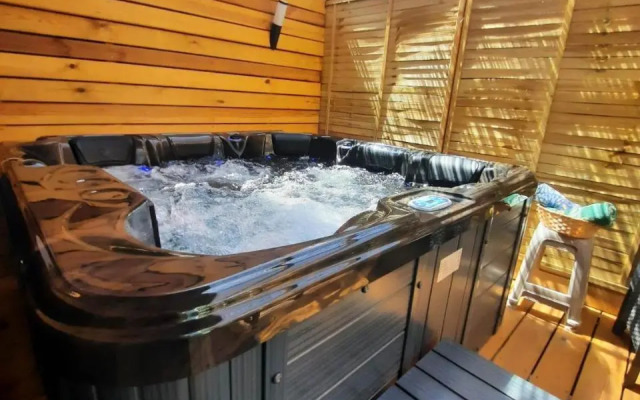 La Caz Anaïs avec jacuzzi