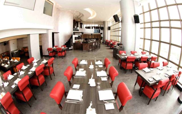 The Avenue Suites