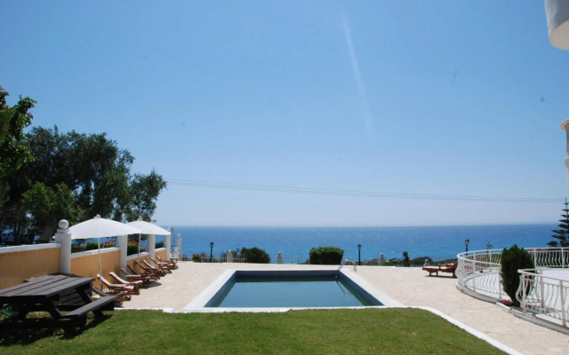 Villa Alex