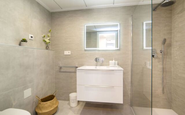 Isea Calpe 26625