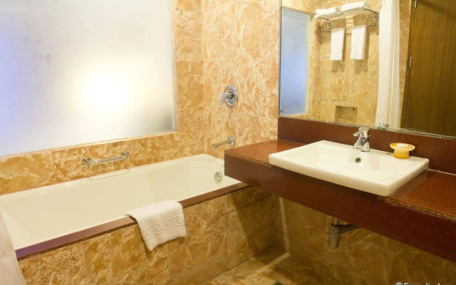 Crown Regency Beach Resort